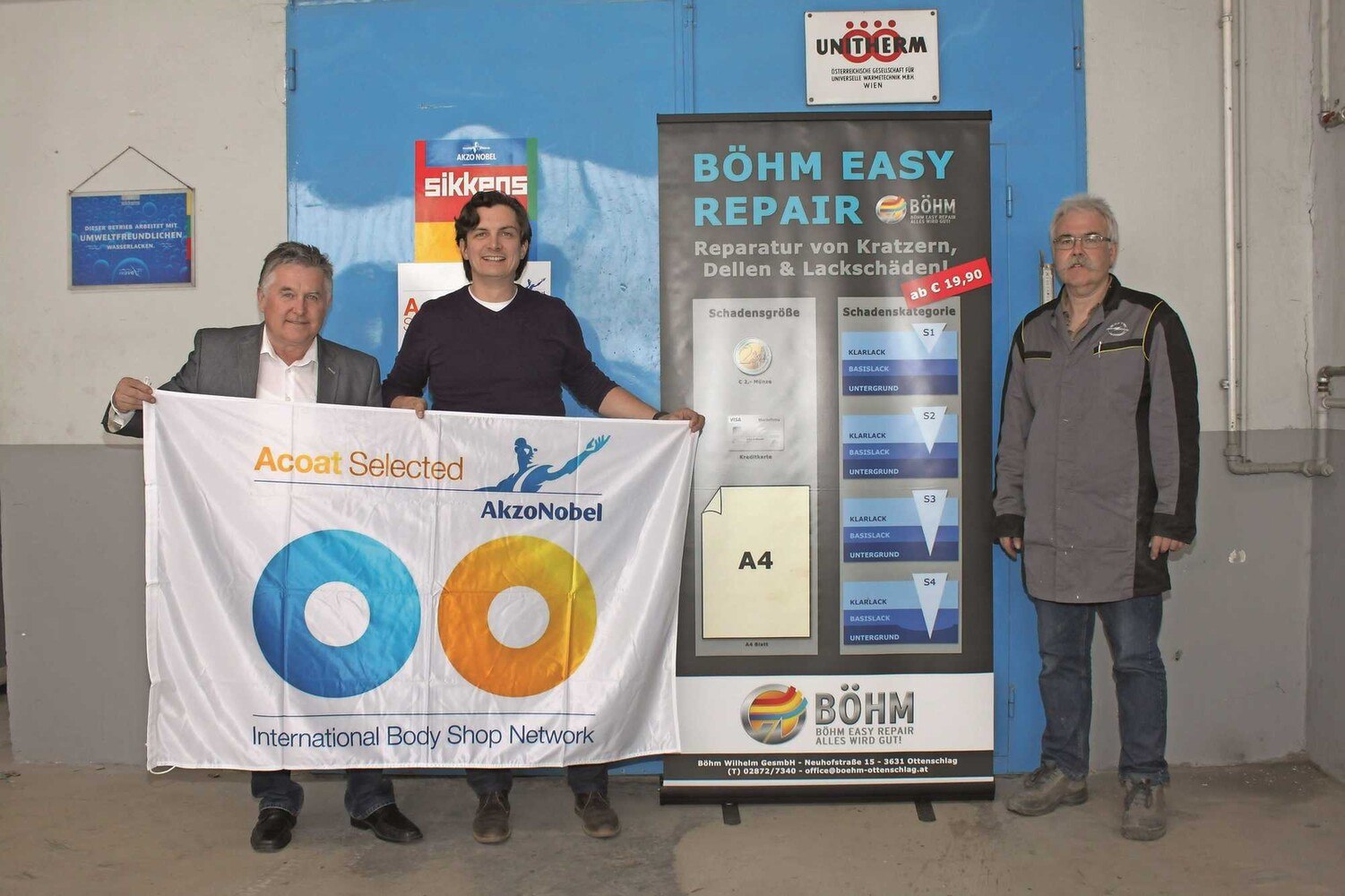 © KFZ Wirtschaft Erwin Pfeiffer (AkzoNobel), Wilhelm Böhm jun. (GF Autohaus Böhm), Christian Hackl (AH Böhm).