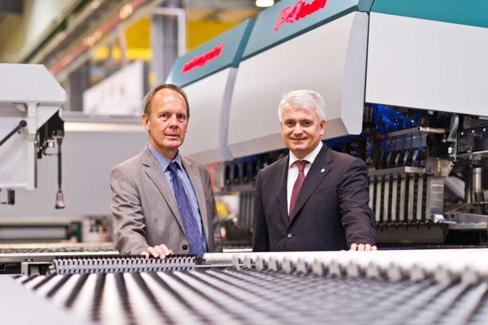 © LCM/Simlinger LCM-Geschäftsführer Gerald Schatz (li.) und Salvagnini-Technikchef Wolfgang Kunze.