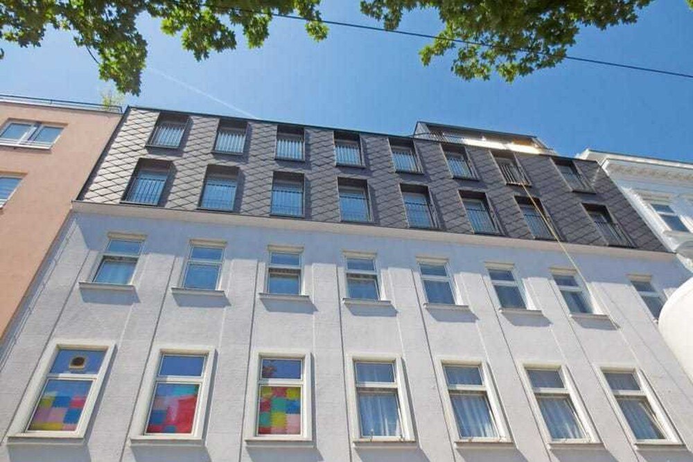 © Knauf (2) Eine Stahl-Leichtbaufassade mit dem System Knauf-Cocoon kam in 1150 Wien erstmals zum Einsatz.