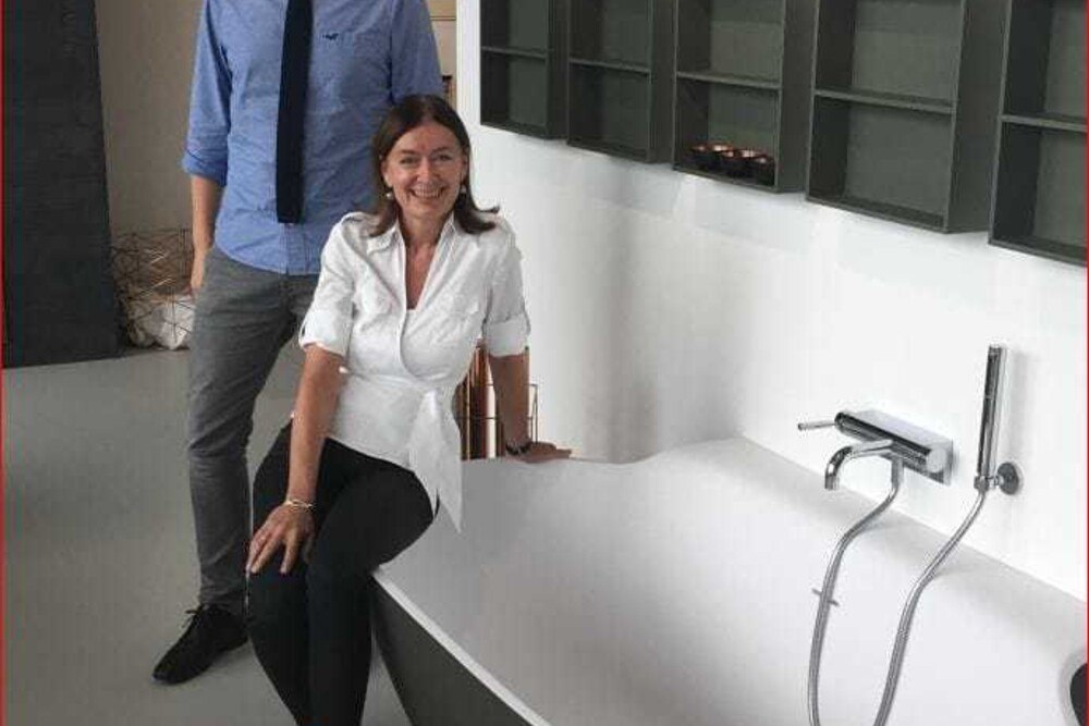 © Holter Die neue Ausstellungsleitern in Premstätten Monika Berger mit Florian Stockinger. Die neue Ausstellungsleitern in Premstätten Monika Berger mit Florian Stockinger.