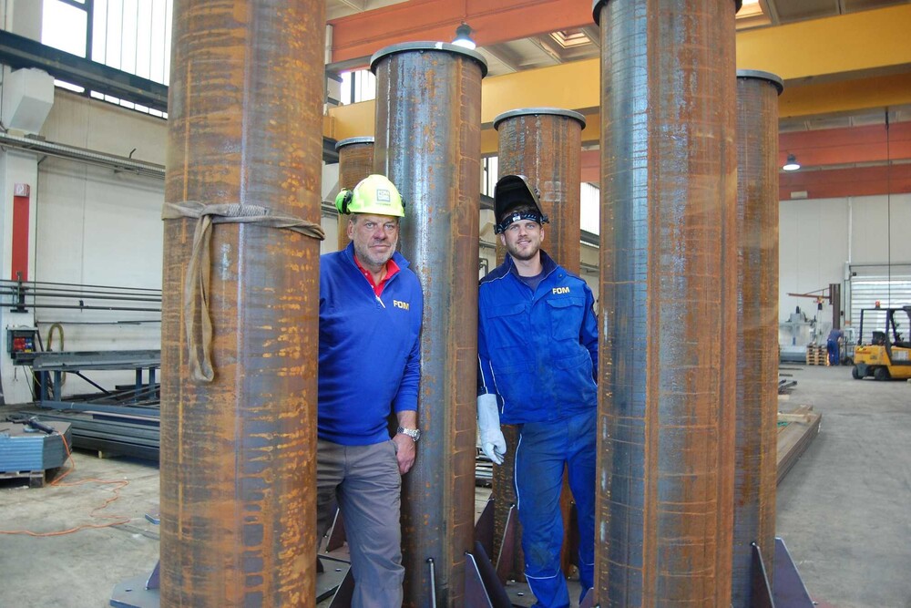 © WKOÖ
FDM-Inhaber Fritz Danner (li.) und Michael Danner bürgen für qualifizierte und normgerechte Schweißungen. FDM-Inhaber Fritz Danner (li.) und Michael Danner bürgen für qualifizierte und normgerechte Schweißungen.