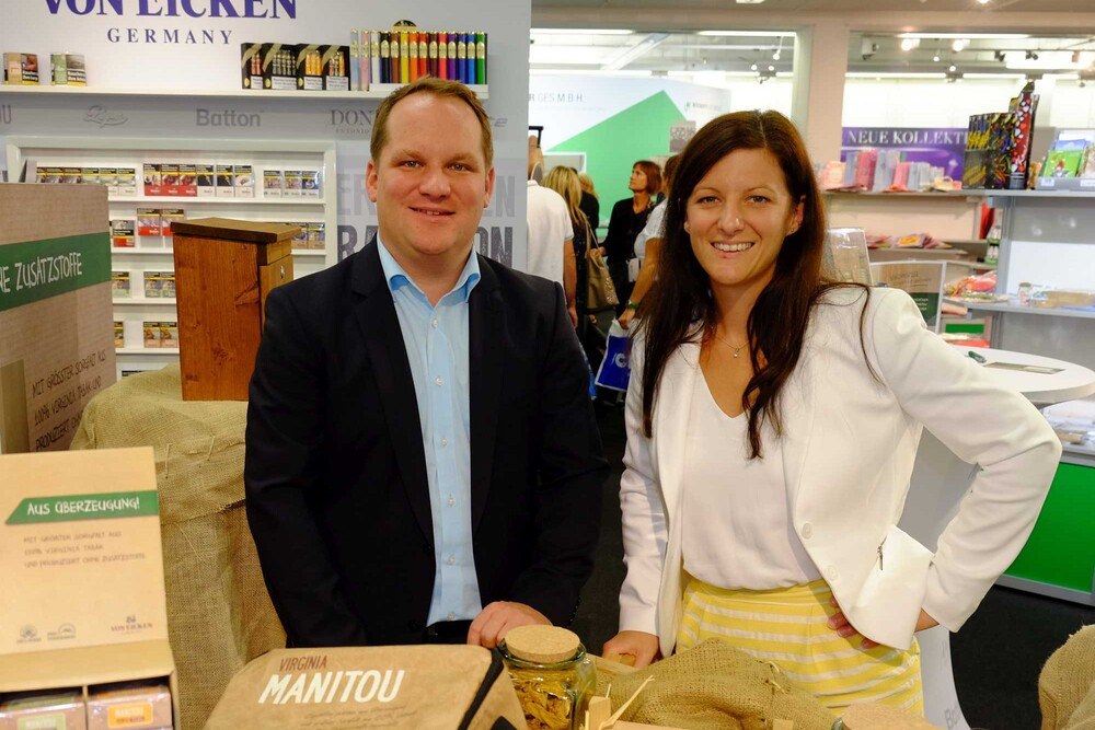 © mh
Die neuen Hauser-Eigentümer Michael und Susanne Moosmayr auf der Messe. Die neuen Hauser-Eigentümer Michael und Susanne Moosmayr auf der Messe.