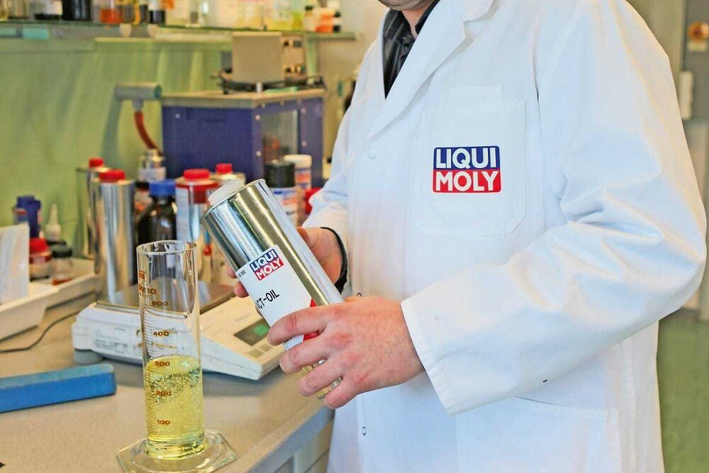 © KFZ Wirtschaft
David Kaiser leitet die Forschungs- und Entwicklungsabteilung bei Liqui Moly in Ulm. David Kaiser leitet die Forschungs- und Entwicklungsabteilung bei Liqui Moly in Ulm.