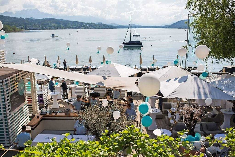 Eröffungsfeier des Restaurants und Beach Clubs First at Lake's
© Leadersnet / Daniela Vallant Eröffungsfeier des Restaurants und Beach Clubs First at Lake's