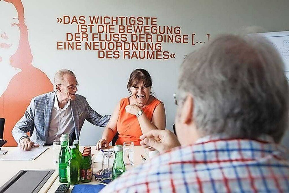 © Alexander Grübling
Prof. Dagmar Lund-Durlacher und Harald Hafner im ÖGZ-Interview. Prof. Dagmar Lund-Durlacher und Harald Hafner im ÖGZ-Interview.