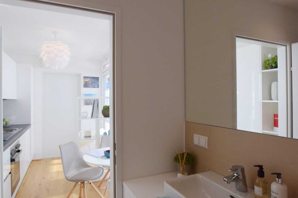 © Rustler Immobilien
Ein mobiler Schauraum von Ruslter soll Interessenten für neue Projekte begeistern. Ein mobiler Schauraum von Ruslter soll Interessenten für neue Projekte begeistern.