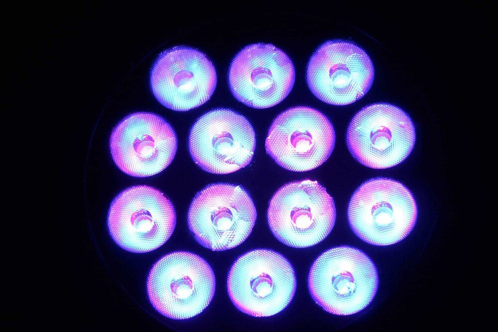 © www.pixabay.com
Nachhaltige LED-Lampen sollen innerhalb der EU Halogenlampen ersetzten. Nachhaltige LED-Lampen sollen innerhalb der EU Halogenlampen ersetzten.