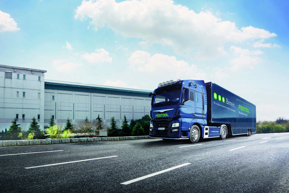 © Festool GmbH
Von 20. bis 24. Mai tourt Festool mit neuer Roadshow durch Österreich. Von 20. bis 24. Mai tourt Festool mit neuer Roadshow durch Österreich.