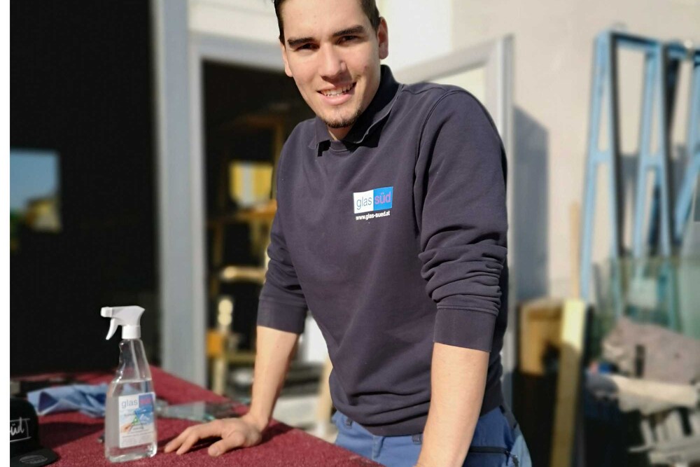 © Franz Schreibmaier Christoph Greiner ist der Sieger der Glasbautechniker der AustrianSkills 2018. Er erzählt von seinem Werdegang, seinen Skills-Erfahrungen und den Vorbereitungen auf die EuroSkills 2020 in Graz.