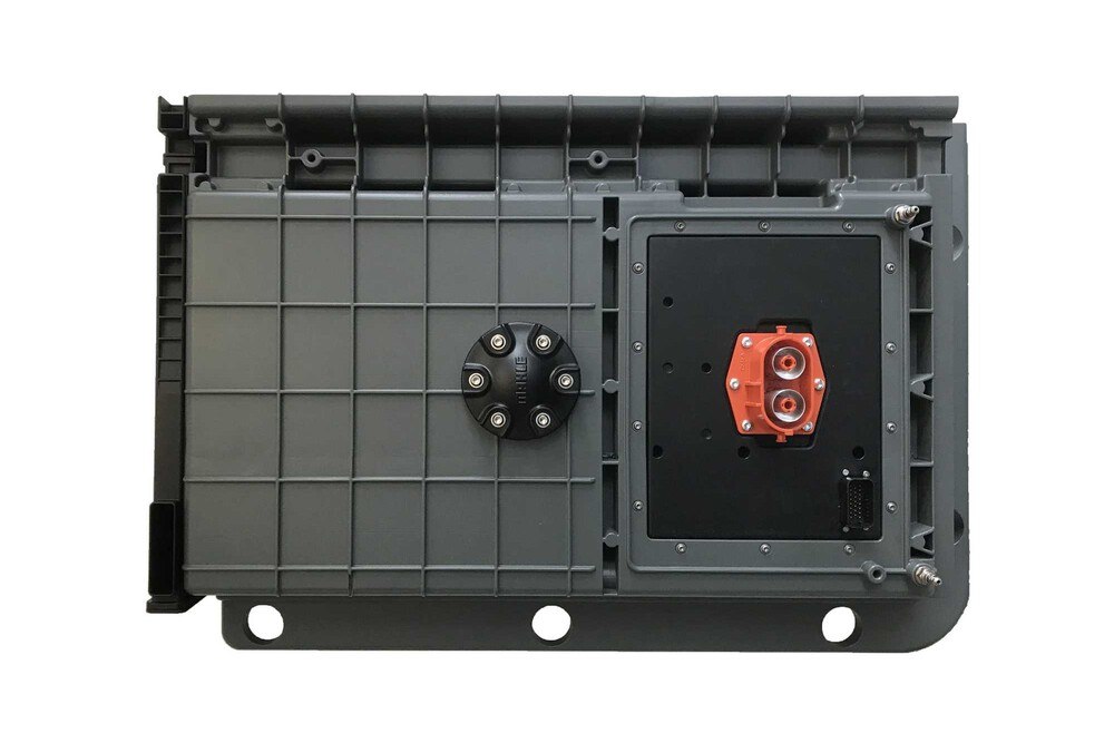 © Mahle
Das neue Batteriegehäuse von Mahle ist leichter und sorgt bei Schnellladungen für bessere Kühlung. Das neue Batteriegehäuse von Mahle ist leichter und sorgt bei Schnellladungen für bessere Kühlung.
