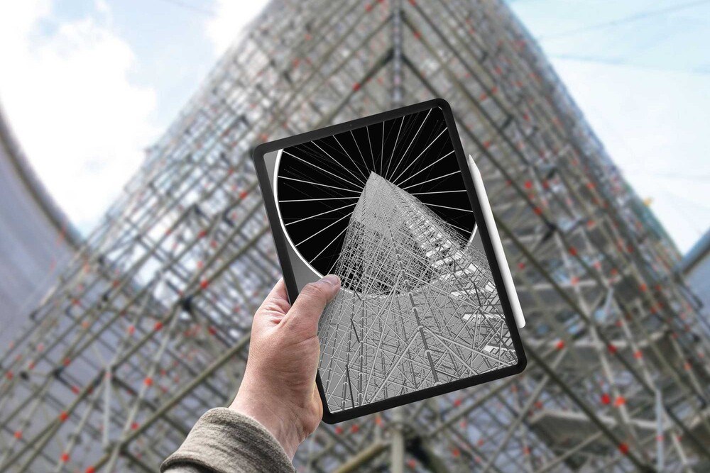 © Layher
Mit Scaffolding Information Modeling – kurz SIM – hat Layher für den Gerüstbau einen auf 3D-Modellen basierenden Prozess entwickelt. Dieser umfasst alle wesentlichen Faktoren des Gerüstbaus: von der Planung über die Logistik bis hin zur Ausführung. Mit Scaffolding Information Modeling – kurz SIM – hat Layher für den Gerüstbau einen auf 3D-Modellen basierenden Prozess entwickelt. Dieser umfasst alle wesentlichen Faktoren des Gerüstbaus: von der Planung über die Logistik bis hin zur Ausführung.