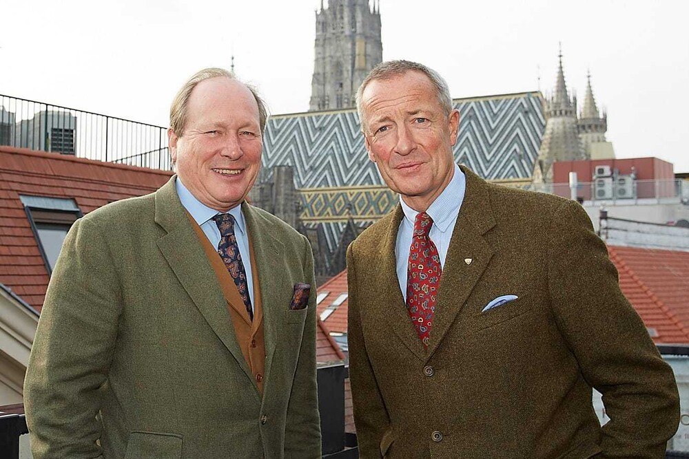 © Immobilienring
Georg Spiegelfeld (li.) und Andreas G. Gressenbauer (re.), Präsident und Vizepräsident des Immobilienrings Österreich. Georg Spiegelfeld (li.) und Andreas G. Gressenbauer (re.), Präsident und Vizepräsident des Immobilienrings Österreich.