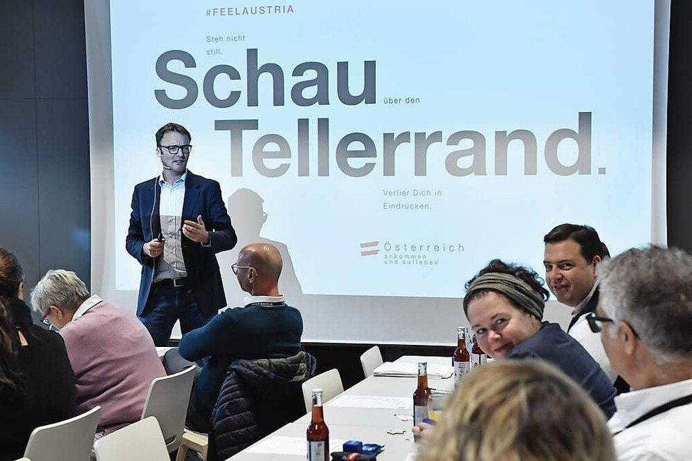 © Grießenböck
Florian Größwang, Leiter Partnermanagement Österreich Werbung (ÖW), auf dem Seminar der Tourismusmanager in St. Johann in Tirol Florian Größwang, Leiter Partnermanagement Österreich Werbung (ÖW), auf dem Seminar der Tourismusmanager in St. Johann in Tirol