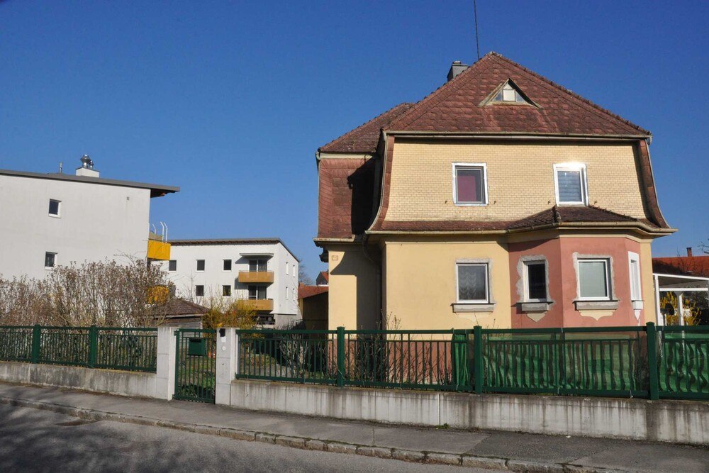 © Reinhard Seiß
"Wachstumsschmerzen" 2019 St. Pölten "Wachstumsschmerzen" 2019 St. Pölten