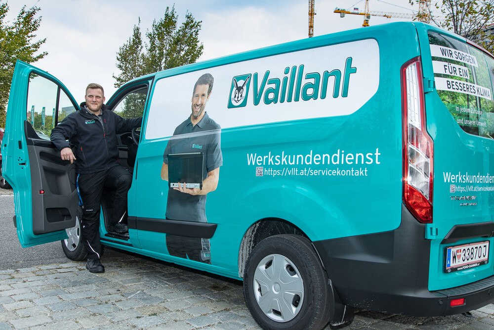 © Vaillant
Mit TÜV-Qualitätssiegel ausgezeichnet: Vaillant Werkskundendienst Mit TÜV-Qualitätssiegel ausgezeichnet: Vaillant Werkskundendienst