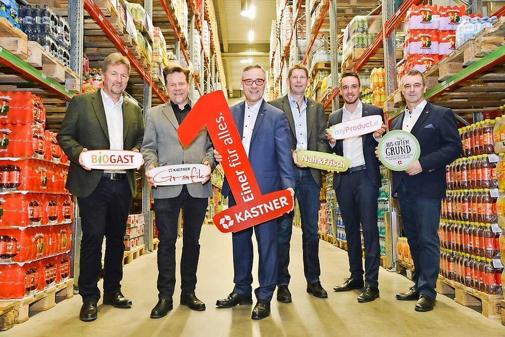 © Kastner
v.l.n.r.: Horst Moser, Stefan Kastner, Christof Kastner, Andreas Blauensteiner, Rainer Neuwirth, Herwig Gruber v.l.n.r.: Horst Moser, Stefan Kastner, Christof Kastner, Andreas Blauensteiner, Rainer Neuwirth, Herwig Gruber
