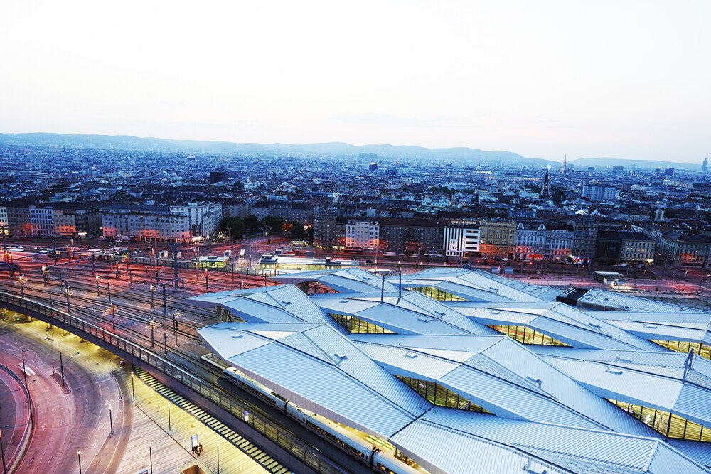 © ÖBB/Philipp Horak
Die höchste Leerstandsquote verzeichnet das Vienna Research Forum mit 8,3 Prozent im Submarkt Hauptbahnhof. Die höchste Leerstandsquote verzeichnet das Vienna Research Forum mit 8,3 Prozent im Submarkt Hauptbahnhof.
