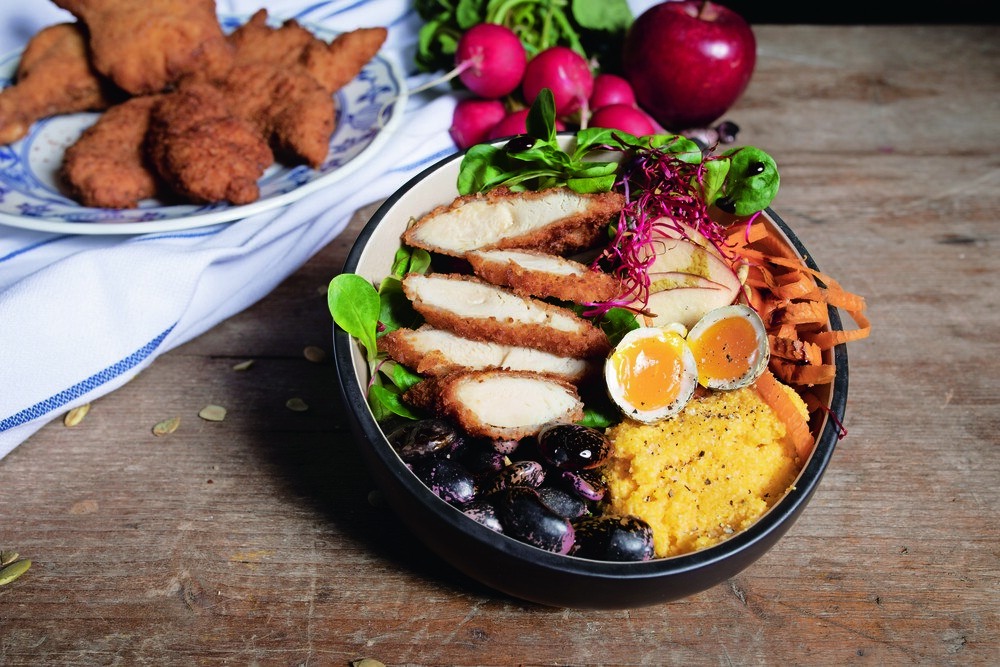 © Blasko
Bowls sind der Renner in der Gastronomie. Gerichte, die in einer Schüssel serviert werden, sind zudem ein Augenschmaus. Bowls sind der Renner in der Gastronomie. Gerichte, die in einer Schüssel serviert werden, sind zudem ein Augenschmaus.