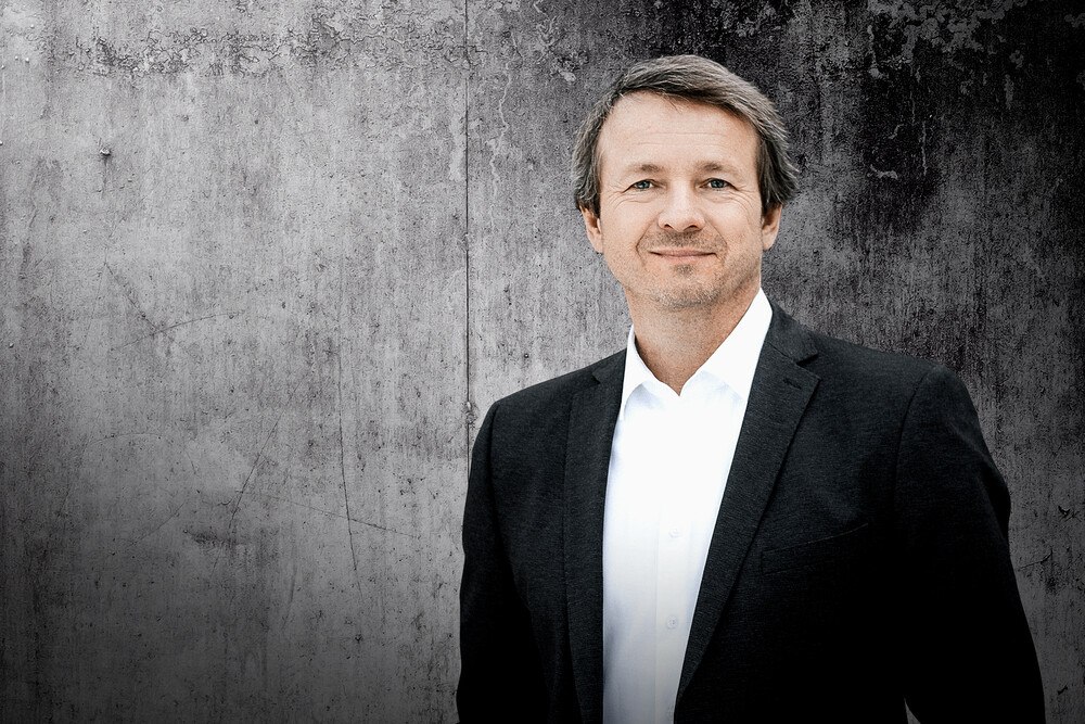 © BMW Group
Michael Ebner, Leiter der Kommunikation in Zentral- und Südosteuropa, BMW Group Michael Ebner, Leiter der Kommunikation in Zentral- und Südosteuropa, BMW Group