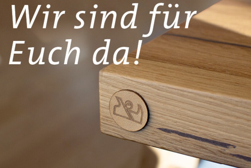 In beinahe alle österreichischen Tischlereien wird produziert - darüber hat die Bundesinnung in einer Presseaussendung informiert.
© frischblut In beinahe alle österreichischen Tischlereien wird produziert - darüber hat die Bundesinnung in einer Presseaussendung informiert.