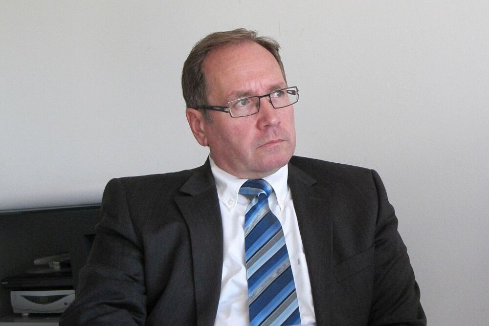 © ÖWV/hard
Innungsmeister Harald Schinnerl appelliert an die Metalltechnik-Betriebe, die Sicherheitsmaßnahmen strikt einzuhalten. Innungsmeister Harald Schinnerl appelliert an die Metalltechnik-Betriebe, die Sicherheitsmaßnahmen strikt einzuhalten.