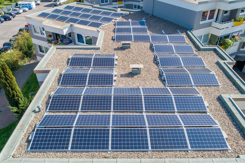 Photovoltaik Austria begrüßt den Plan der Wiener Stadtregierung, wonach alle neuen Gebäude mit Photovoltaik-Anlagen ausgerüstet werden sollen.
© Pixabay Photovoltaik Austria begrüßt den Plan der Wiener Stadtregierung, wonach alle neuen Gebäude mit Photovoltaik-Anlagen ausgerüstet werden sollen.