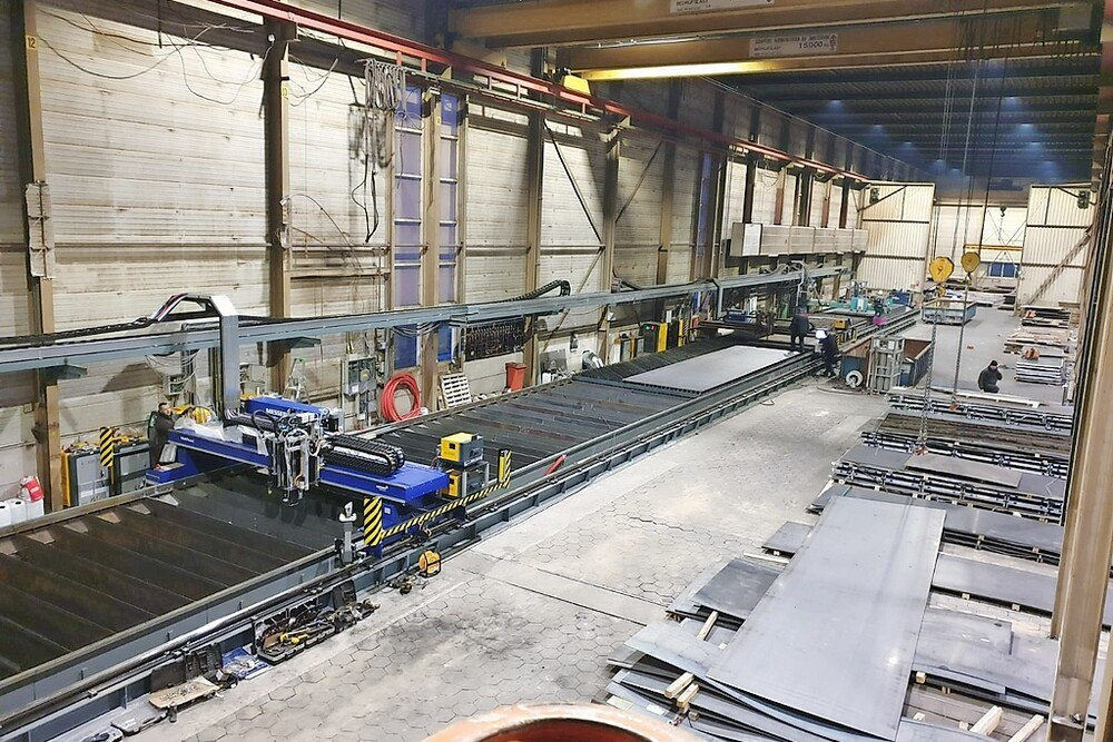 © Messer Cutting Systems Bis zu 58 Meter lang und vier Meter breit: Schneidanlage für besonders große Projekte. Bis zu 58 Meter lang und vier Meter breit: Schneidanlage für besonders große Projekte.