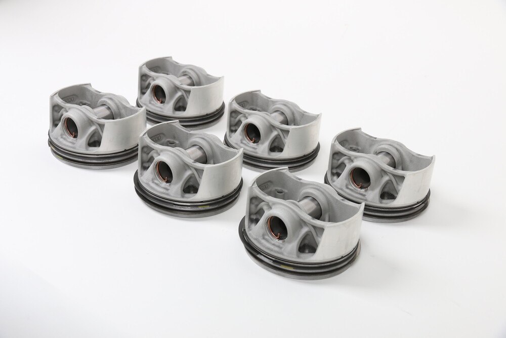 © Mahle
Die Hochleistungs-Aluminiumkolben für den Porsche 911 GT2 RS kommen aus dem 3D-Drucker. Die Hochleistungs-Aluminiumkolben für den Porsche 911 GT2 RS kommen aus dem 3D-Drucker.