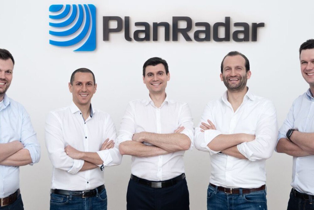 © PlanRadar GmbH
Mehr als erfreut zeigt sich das Team von Planradar über die Bilanz des ersten Halbjahres 2020. Mehr als erfreut zeigt sich das Team von Planradar über die Bilanz des ersten Halbjahres 2020.