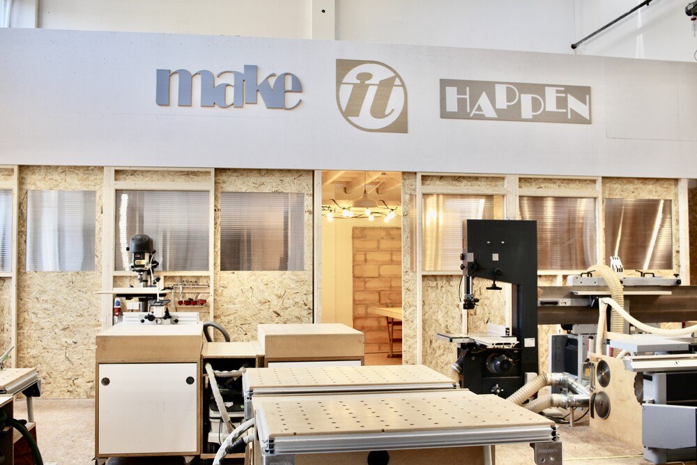 Der Werksalon Wien ist auch Standort für gewerblich tätige Tischler, die ihren Firmensitz hier anmelden können.
© Werksalon Co-Making Space Der Werksalon Wien ist auch Standort für gewerblich tätige Tischler, die ihren Firmensitz hier anmelden können.
