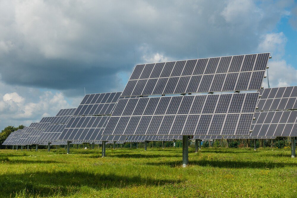 © Pixabay Bis zu 8.3000 neue Jobs könnten alleine durch den Solarwärme-Ausbau entstehen, wie eine Studie zeigt. Bis zu 8.3000 neue Jobs könnten alleine durch den Solarwärme-Ausbau entstehen, wie eine Studie zeigt.