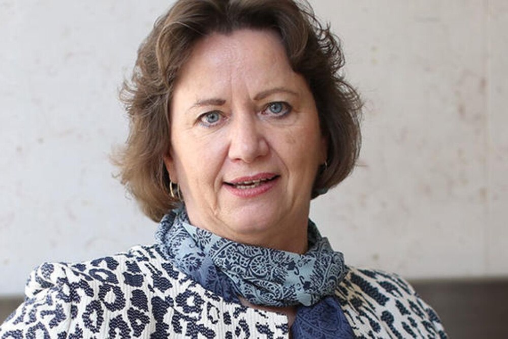 © WKO "ir brauchen unsere Mitarbeiterinnen und Mitarbeiter dringend in den Betrieben", sagt Gewerbe und Handwerk Spartenobfrau Renate Scheichelbauer-Schuster. "ir brauchen unsere Mitarbeiterinnen und Mitarbeiter dringend in den Betrieben", sagt Gewerbe und Handwerk Spartenobfrau Renate Scheichelbauer-Schuster.