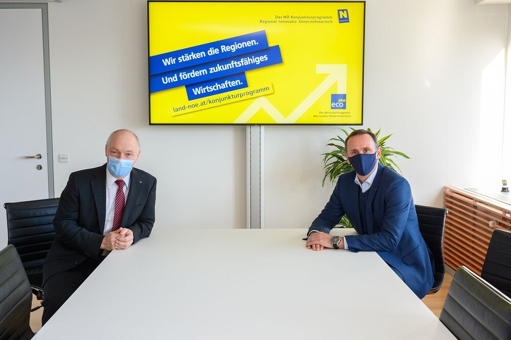 ecoplus Geschäftsführer Helmut Miernicki, Wirtschaftslandesrat Jochen Danninger
© NLK Burchhart ecoplus Geschäftsführer Helmut Miernicki, Wirtschaftslandesrat Jochen Danninger
