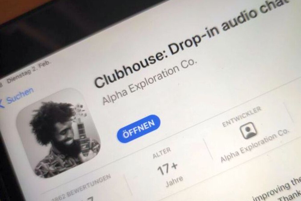 © Klobucsar
"SHKDonnersTalk" ab sofort jeden Donnerstag auf Clubhouse.
1. Thema: Holter expandiert in Bayern - kann das gutgehen? Clubhouse Screenshot