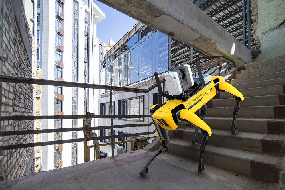© Leica Leica machte den 3D-Laserscanner RTC360 in Kombination mit dem Spot von Boston Dynamics nutzbar.