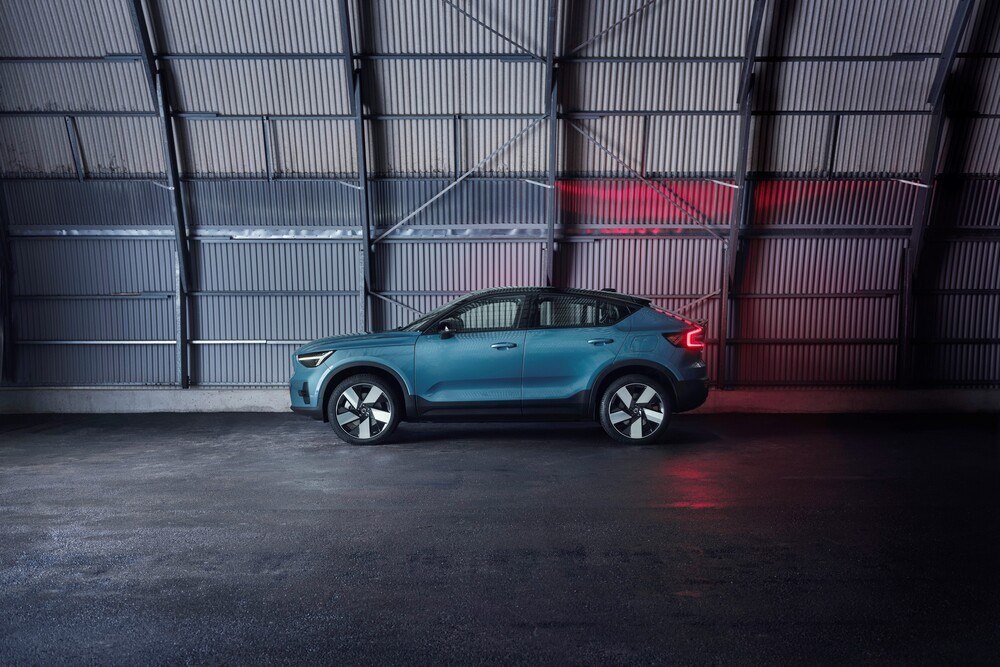 © Volvo Cars
Volvo wird ab 2030 rein elektrisch. Direktvertrieb für alle E-Autos. Volvo wird ab 2030 rein elektrisch. Direktvertrieb für alle E-Autos.