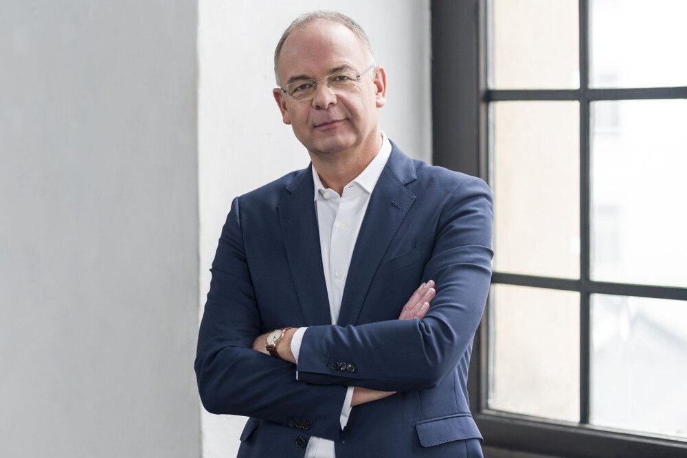 © Wienerberger/Uwe Strasser
Heimo Scheuch, CEO der Wienerberger-Gruppe Portraitbild von Heimo Scheuch, CEO der Wienerberger-Gruppe