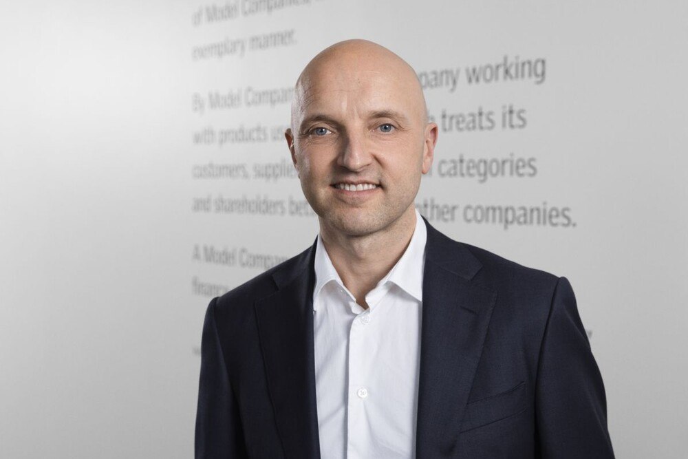 Portraitbild von Peter Bang, CFO der Velux Gruppe
© Velux Gruppe Portraitbild von Peter Bang, CFO der Velux Gruppe