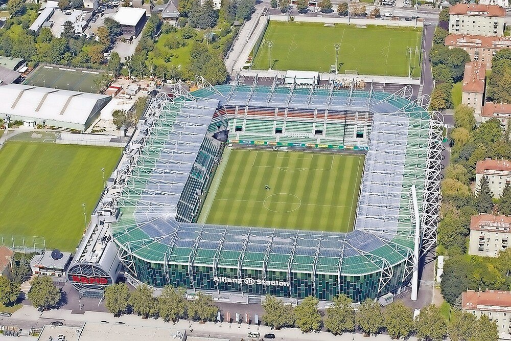 © SK Rapid
Tanja Dannereder erstellte für das Allianz Stadion in Wien ein maßgeschneidertes Brandschutzkonzept. Allianz Stadion des SK Rapid Wien