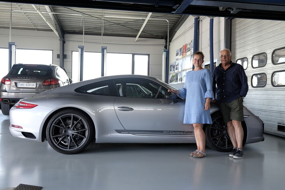© Peter Seipel / ÖWV
Die Porsche-Spezialisten: Helga Barbach und ihr Vater Josef. Die Porsche-Spezialisten: Helga Barbach und ihr Vater Josef.