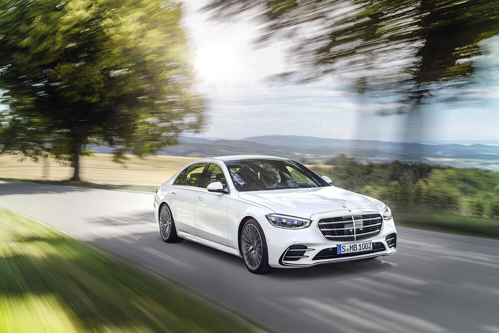 © Hersteller
Mercedes S-Klasse Mercedes S-Klasse dynamisch fahrend