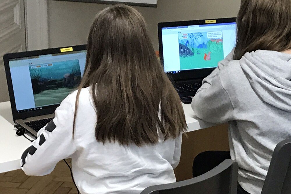 © CAT Communications
Kinder lernen Programmieren Kinder lernen Programmieren