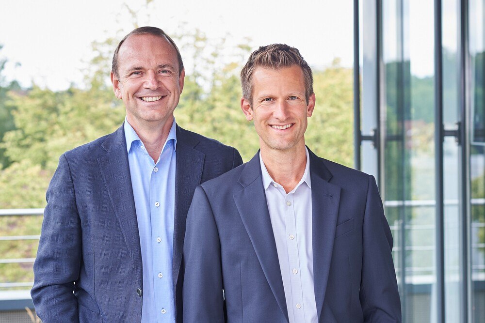 © bilstein group
Die Geschäftsführer der bilstein group Karsten Schüßler-Bilstein (l.) und Jan Siekermann. Die Geschäftsführer der bilstein group Karsten Schüßler-Bilstein (l.) und Jan Siekermann.