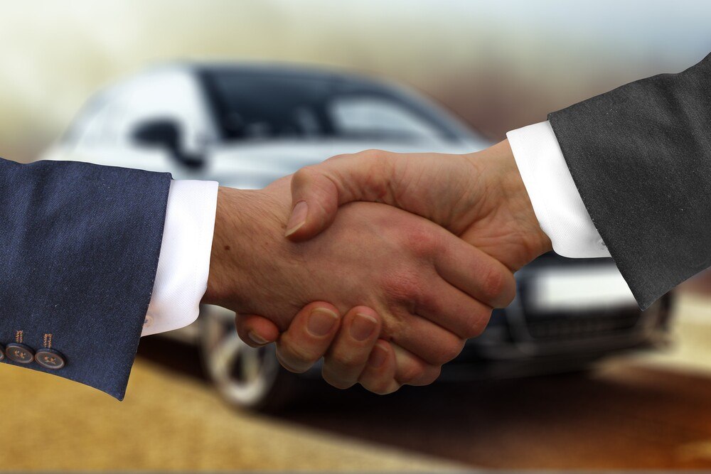 © Santander
Santander sieht sich als Partner der Autohändler, diese loben tatsächlich Zusammenarbeit. Santander sieht sich als Partner der Autohändler, diese loben tatsächlich Zusammenarbeit.