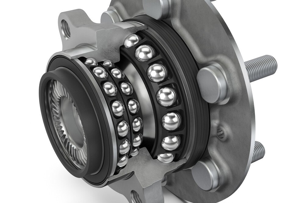 © Schaeffler
Das dreireihige Lager TriFinity von Schaeffler bietet im Vergleich zu einem Standardlager mit zwei Kugelreihen eine höhere Steifigkeit und Lebensdauer. Durch die Stirnverzahnung können Durchmesser erheblich reduziert werden. Das dreireihige Lager TriFinity von Schaeffler.