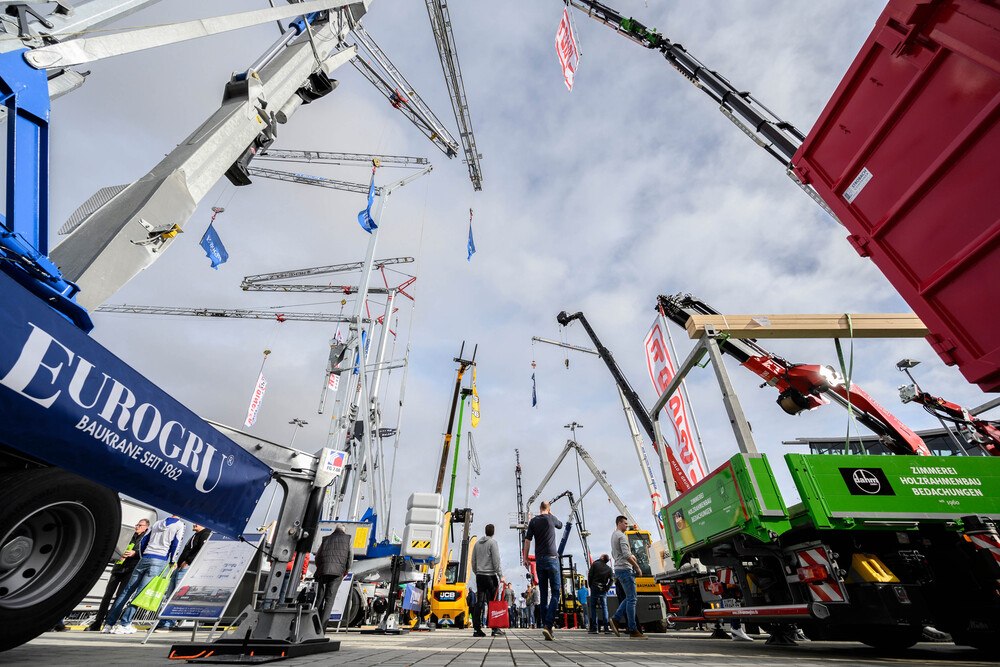 © GHM
Die DACH+HOLZ International 2022 bietet im Juli zusätzliche Action-Areas von Ausstellern auf dem Freigelände.
Die DACH+HOLZ International 2022 bietet im Juli zusätzliche Action-Areas von Ausstellern auf dem Freigelände.
