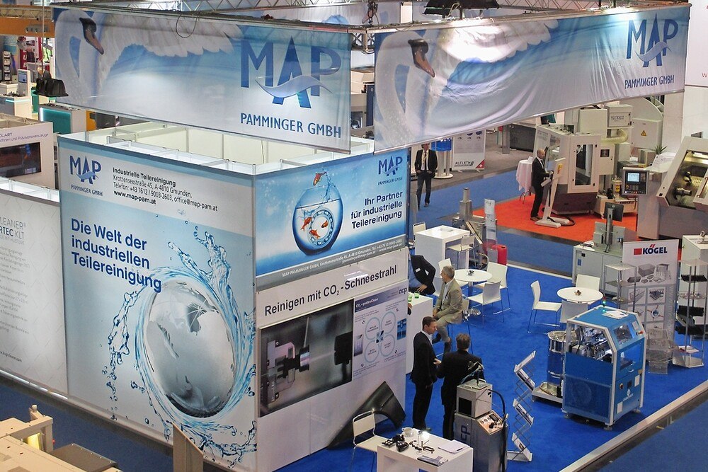 © MAP PAmminger
In Halle 20 am Stand 2007 präsentiert MAP Pamminger auf der Intertool in Wels vom 10. bis 13. Mai 2022 Anlagen von acp systems, BUPI Golser, Ecoclean, KMU, Mafac, Meier Vakuumtechnik, Martin Walter, Ossberger, Render und WK sowie Zubehör von Kögel und Prozesschemie von Wigol.
, restricted_html Messestand von MAP Pamminger.