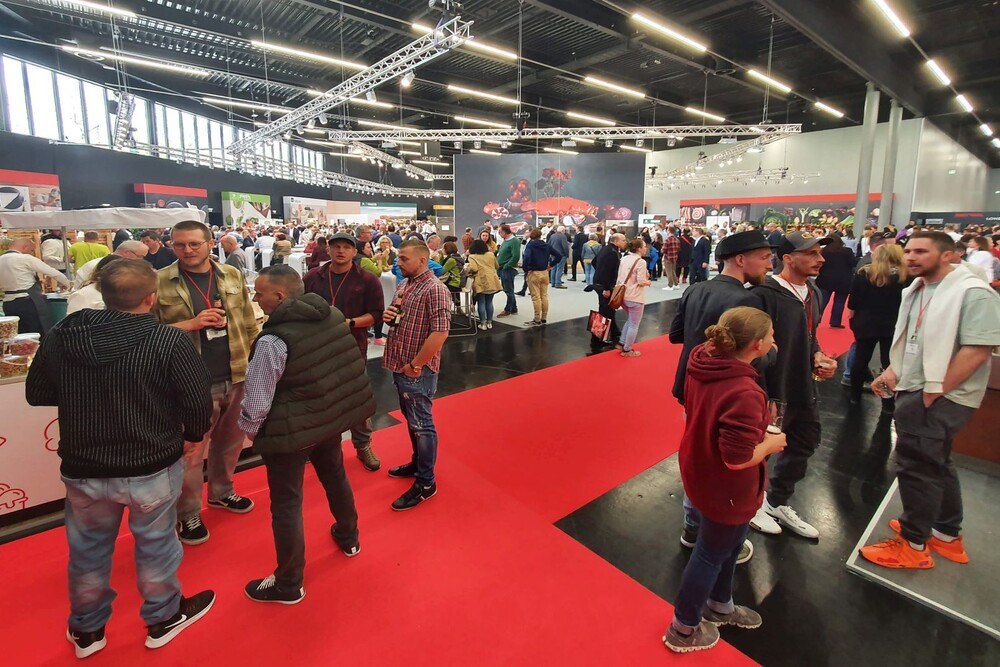 © Alexander Grübling Besucher auf der Transgourmet PUR 2022