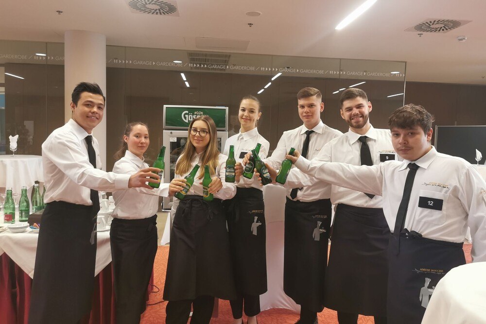 © Amuse Bouche Ein Prost auf die Vorrunde