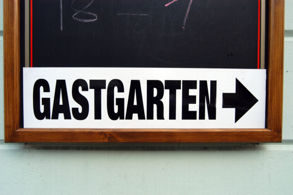 © Getty Images / Elmar Gubisch Der Gastgarten darf auch im Winter offen haben. Und die Schanigärten auch.